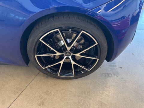 2025 Lotus Emira V6 Base