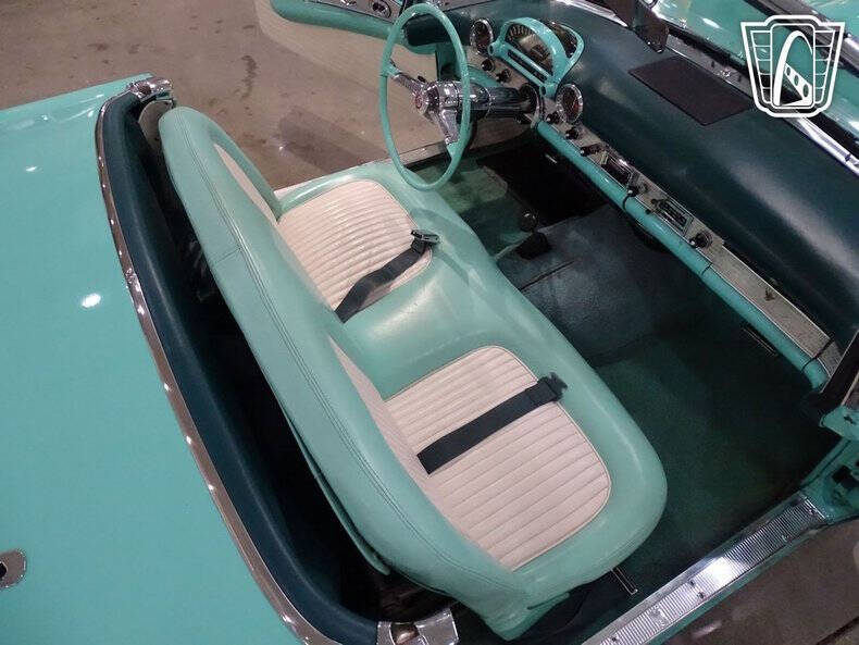 1955 Ford Thunderbird