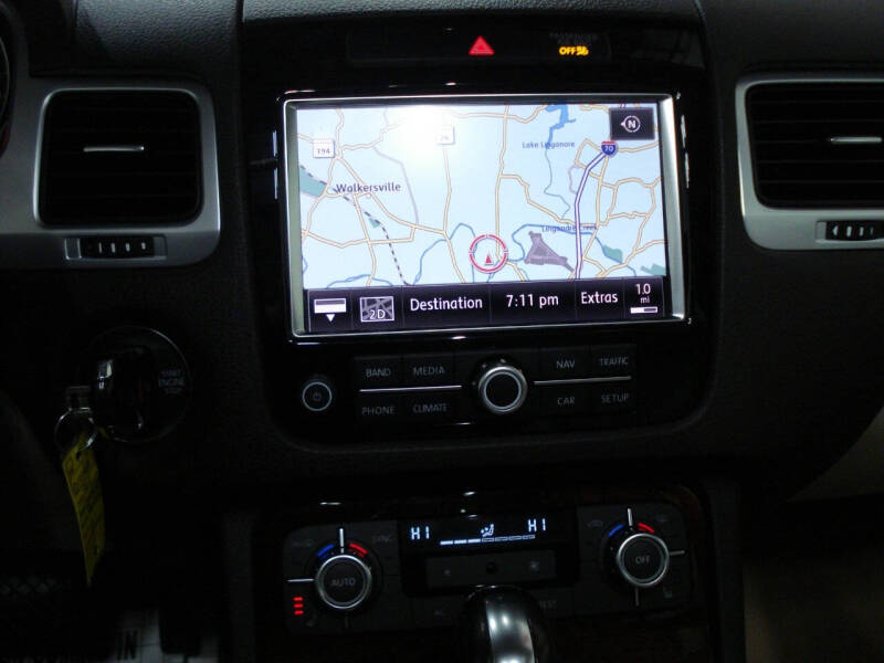 2013 Volkswagen Touareg TDI Sport