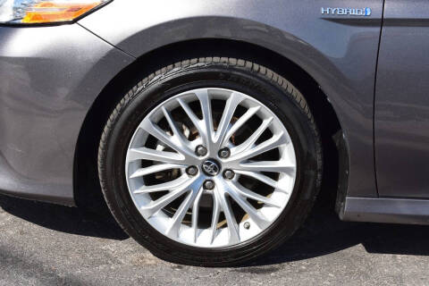 2018 Toyota Camry Hybrid XLE