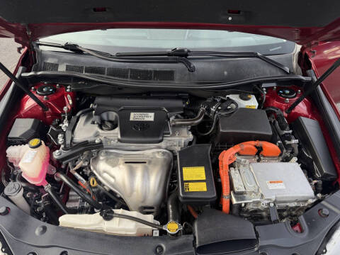 2015 Toyota Camry Hybrid SE