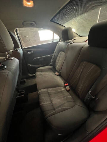 2017 Chevrolet Sonic LT Auto