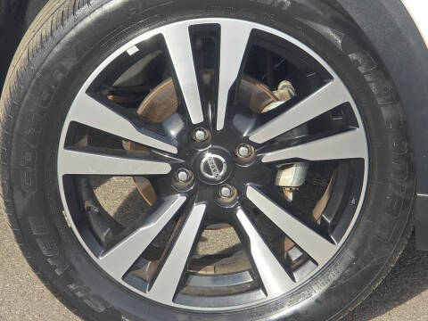 2020 Nissan Kicks SV