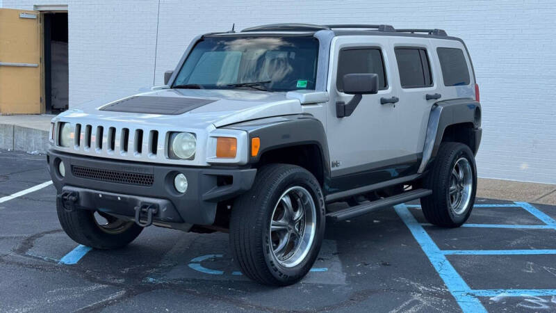 2006 HUMMER H3 Base