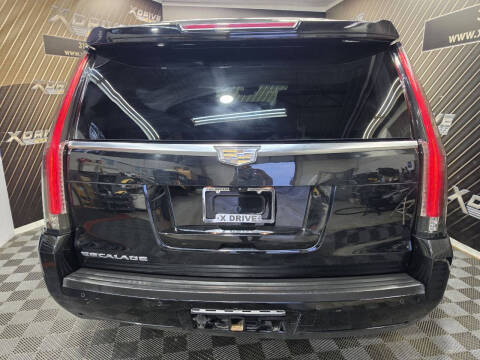 2017 Cadillac Escalade Platinum