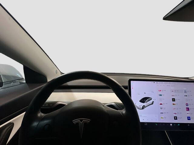 2020 Tesla Model 3 Standard Range