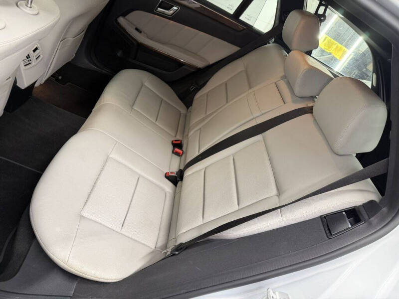 2011 Mercedes-Benz E-Class