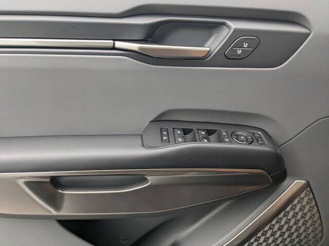 2024 Kia EV9 Light Long Range