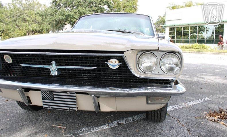 1966 Ford Thunderbird