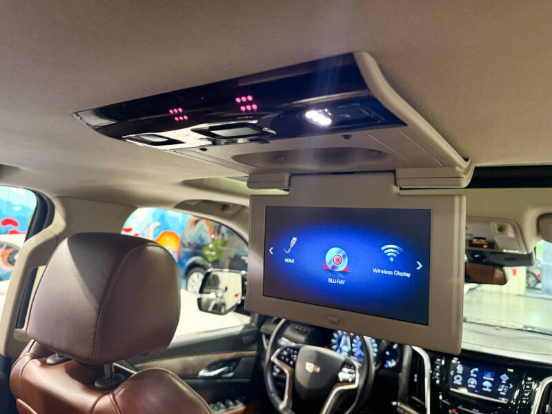 2020 Cadillac Escalade ESV Premium Luxury