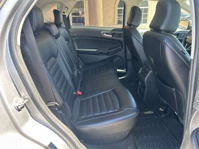 2023 Ford Edge