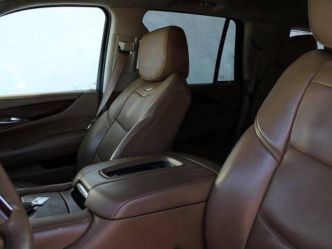 2016 Cadillac Escalade Platinum