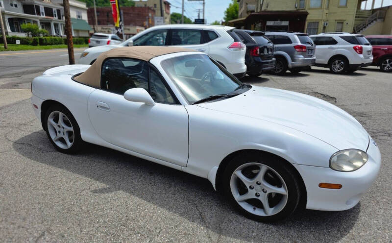 2002 Mazda MX-5 Miata LS
