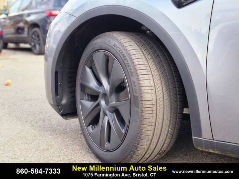 2025 Tesla Model Y Long Range