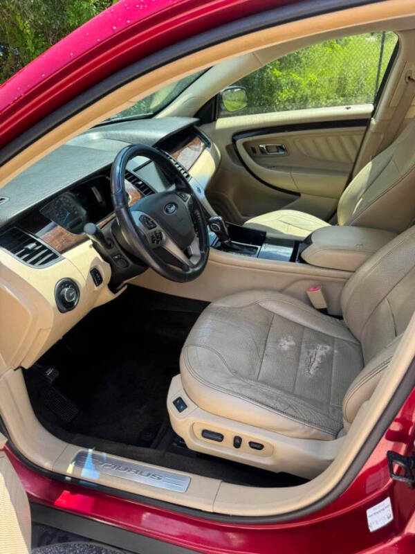 2014 Ford Taurus Limited