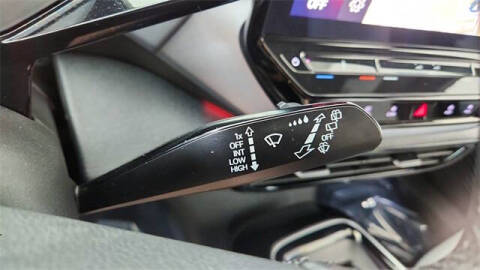 2023 Volkswagen ID.4 Pro