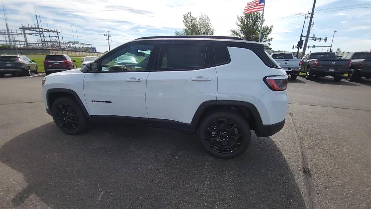 2024 Jeep Compass for sale at Victoria Auto Sales in Victoria, MN