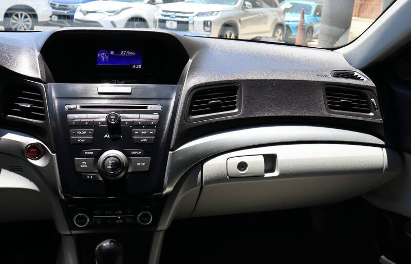 2017 Acura ILX