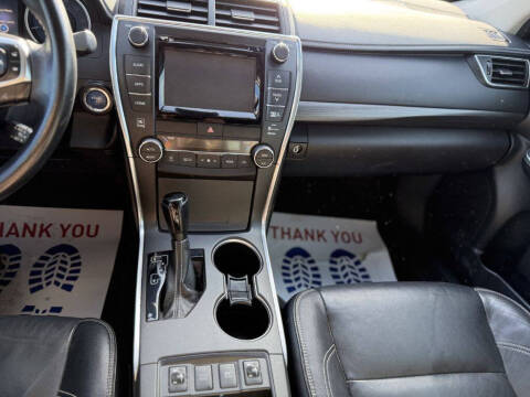 2015 Toyota Camry Hybrid