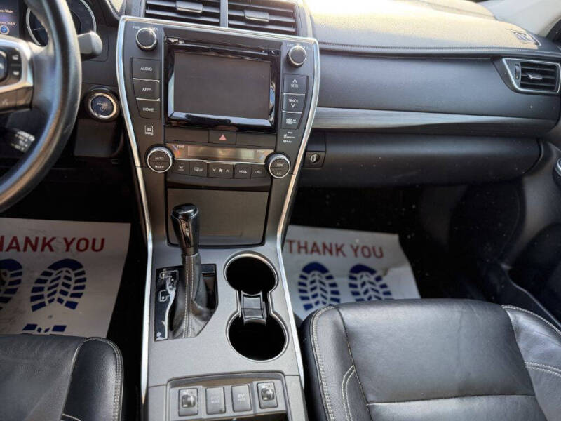 2015 Toyota Camry Hybrid