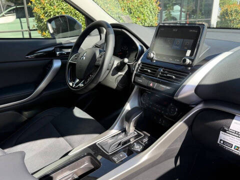 2026 Mitsubishi Eclipse Cross SE