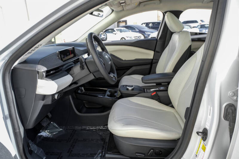 2022 Ford Mustang Mach-E Premium