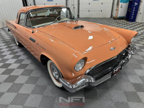 1957 Ford Thunderbird
