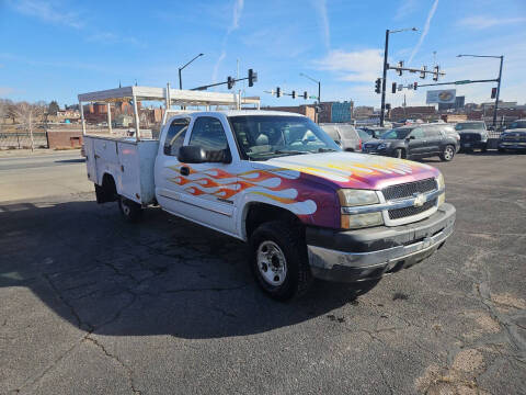2004 Chevrolet Silverado 2500HD LS