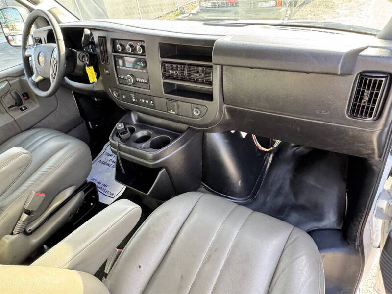 2021 Chevrolet Express 2500