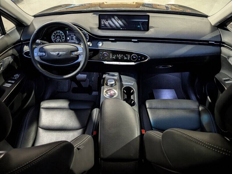 2025 Genesis GV70 2.5T Standard