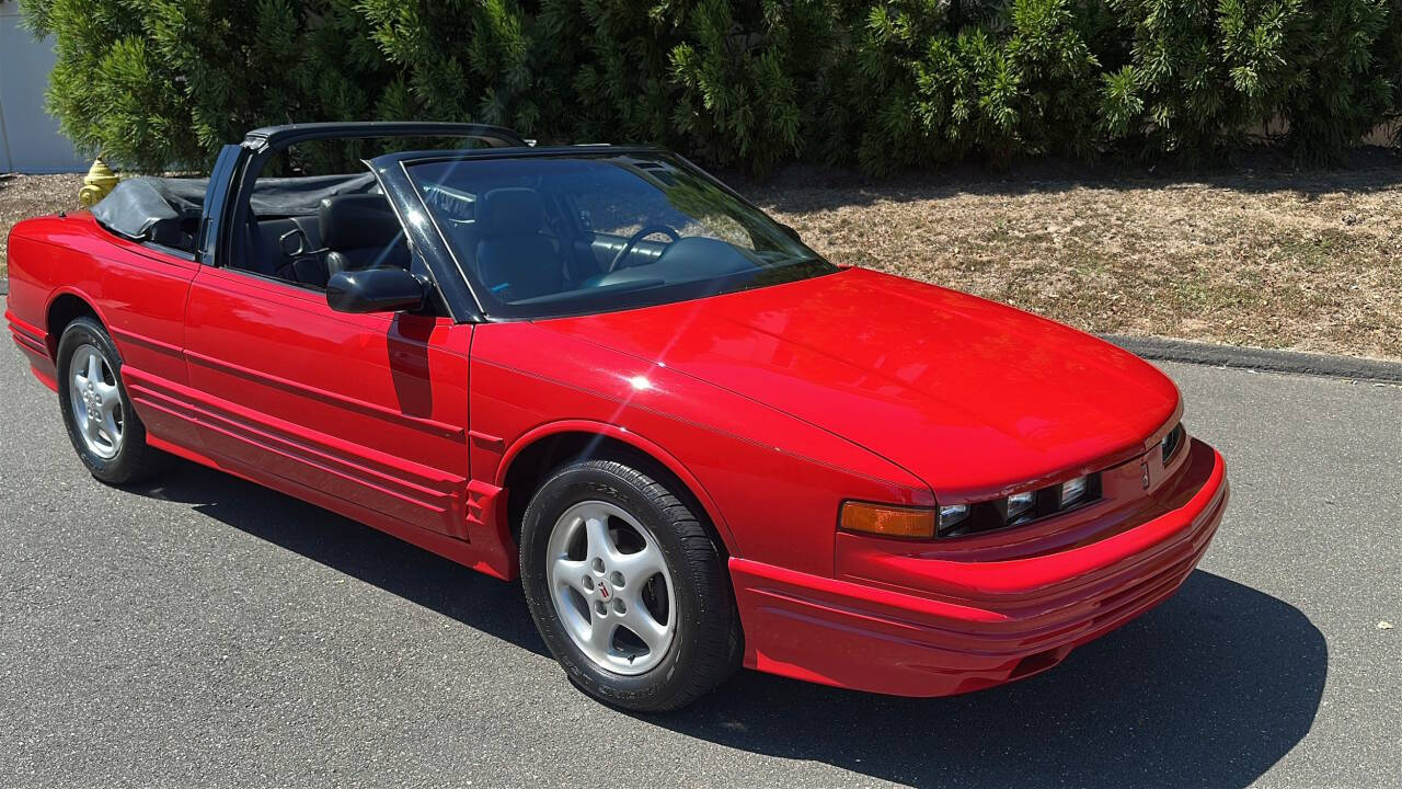 1995 Oldsmobile Cutlass Supreme 17