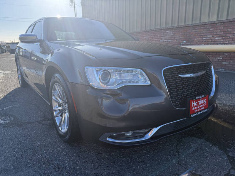 2016 Chrysler 300 C