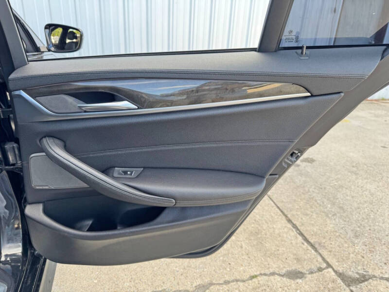 2017 BMW 5 Series 540i