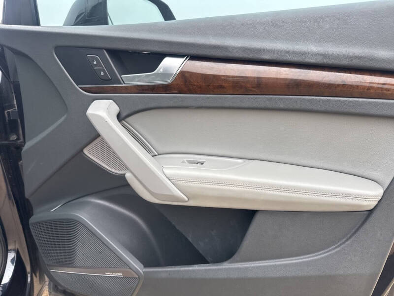 2019 Audi Q5 quattro Premium Plus 45 TFSI