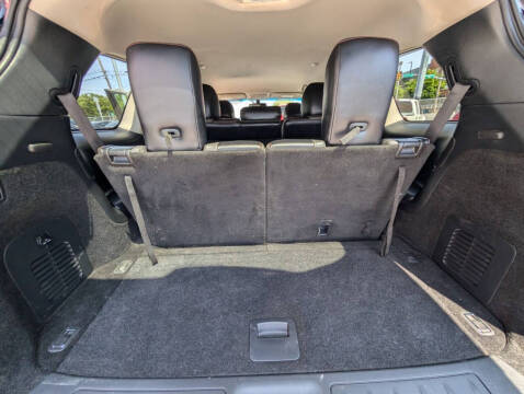 2020 Nissan Pathfinder SV