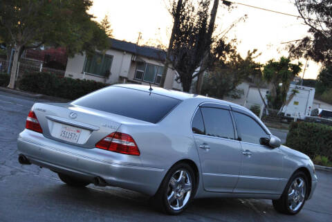 2005 Lexus LS 430