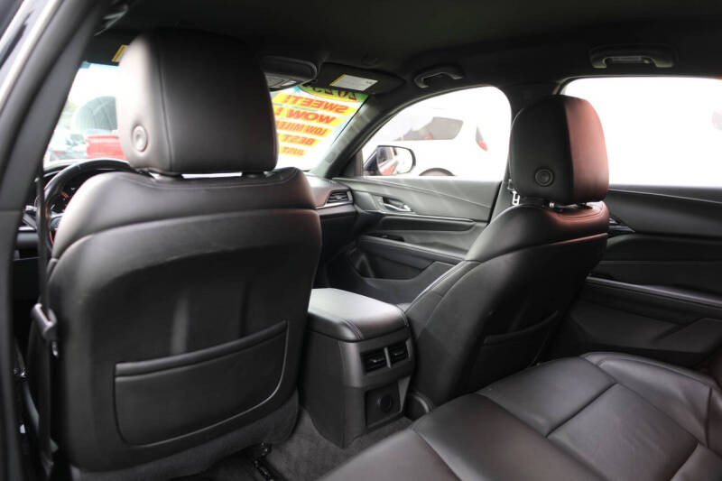 2023 Cadillac CT4 Premium Luxury