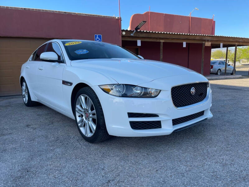 2019 Jaguar XE Base photo 34