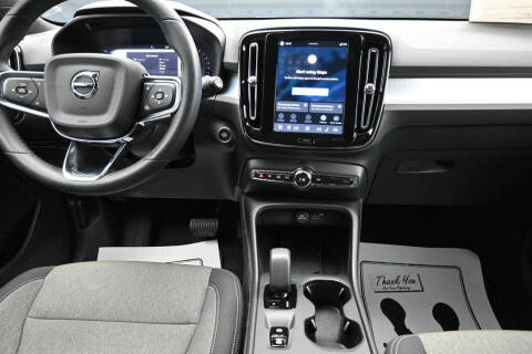 2024 Volvo XC40