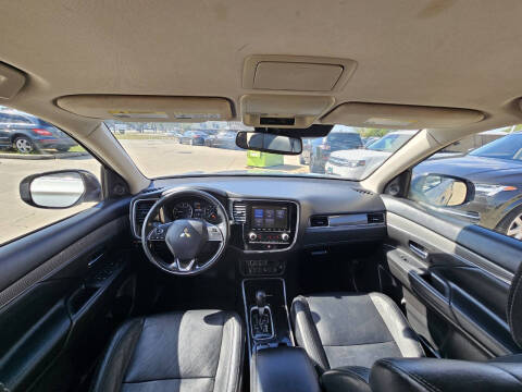 2020 Mitsubishi Outlander SEL