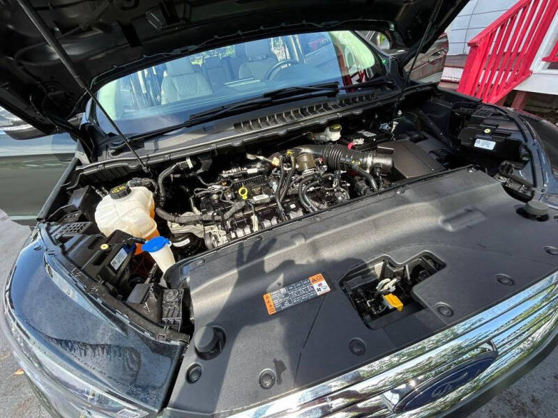 2023 Ford Edge Titanium