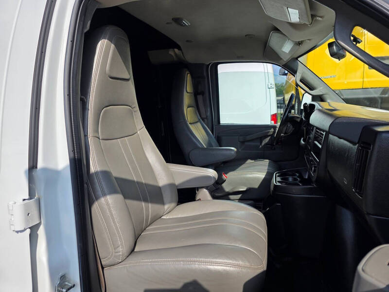 2019 GMC Savana 3500