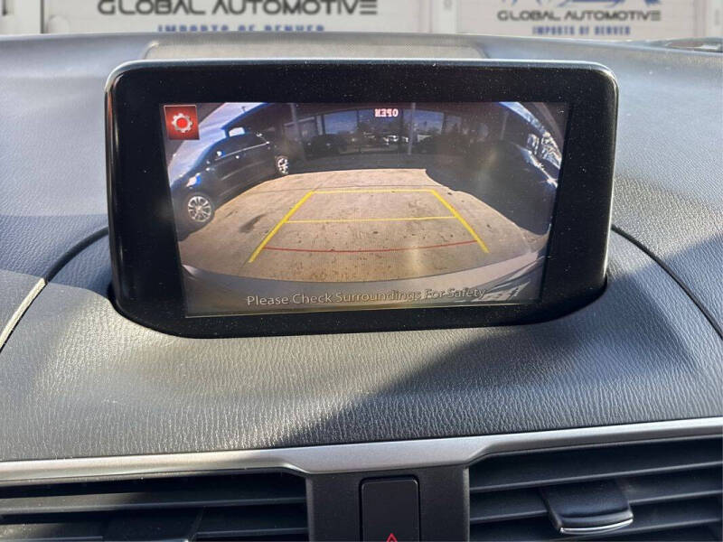 2018 Mazda MAZDA3 Touring