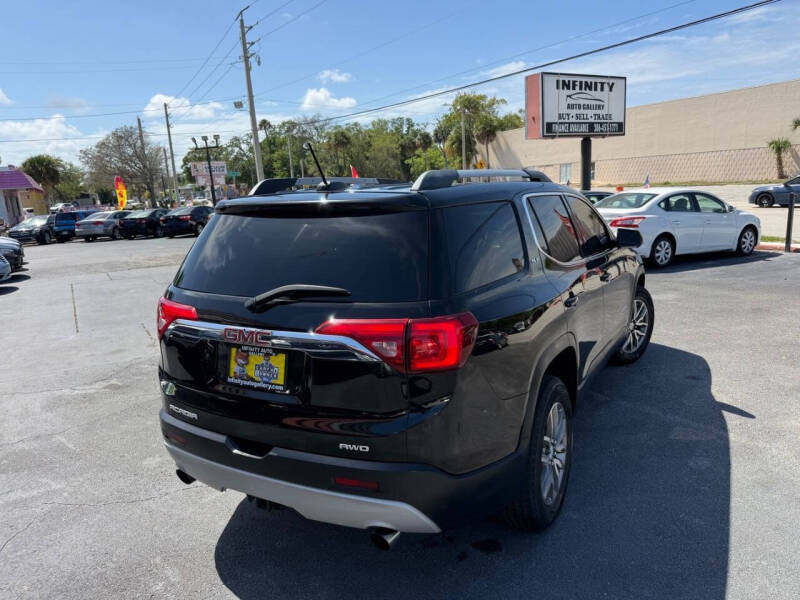 2017 GMC Acadia SLE-2