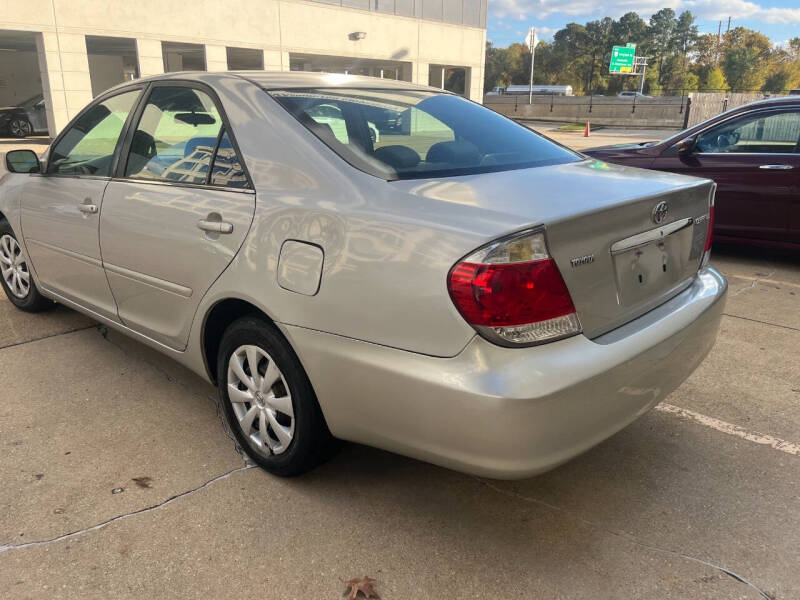 2006 Toyota Camry LE photo 7