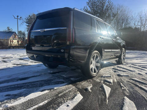 2020 Cadillac Escalade Luxury