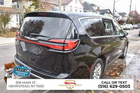 2024 Chrysler Pacifica Touring L
