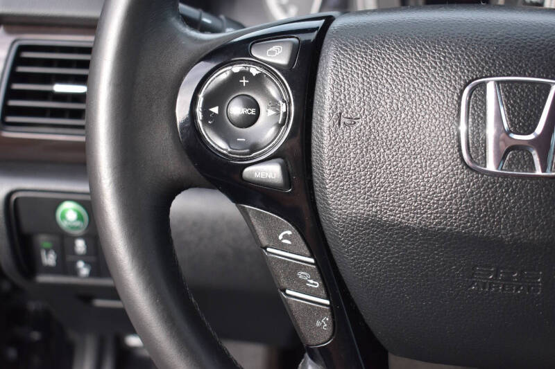 2017 Honda Accord EX-L V6 w/Navi w/Honda Sensing