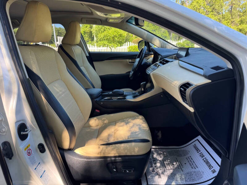 2017 Lexus NX 200t