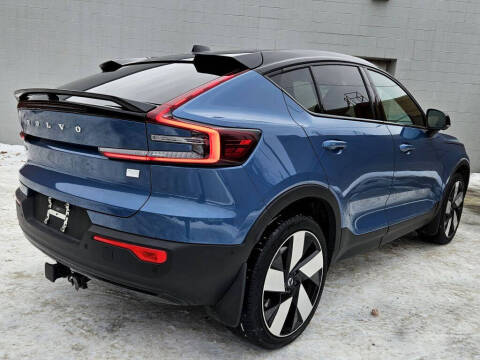 2022 Volvo C40 Recharge Pure Electric P8